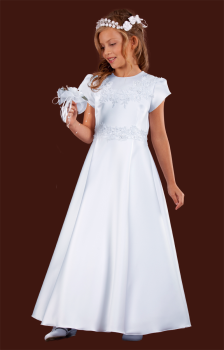 E213/T  White first communion dress